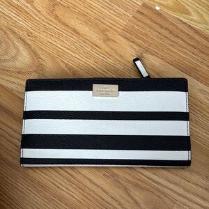 Kate Spade Black and White Striped Wallet